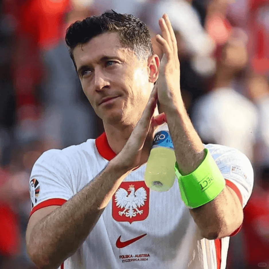 虎扑-包含法国队带队取胜！，莱万多夫斯基重要时刻表现优异比赛高潮迭起的词条